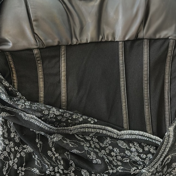 Bebe Black Corset Feather Mini Dress Size S - Picture 8 of 9